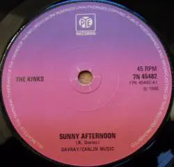 The Kinks : Sunny Afternoon - Sittin' on My Sofa